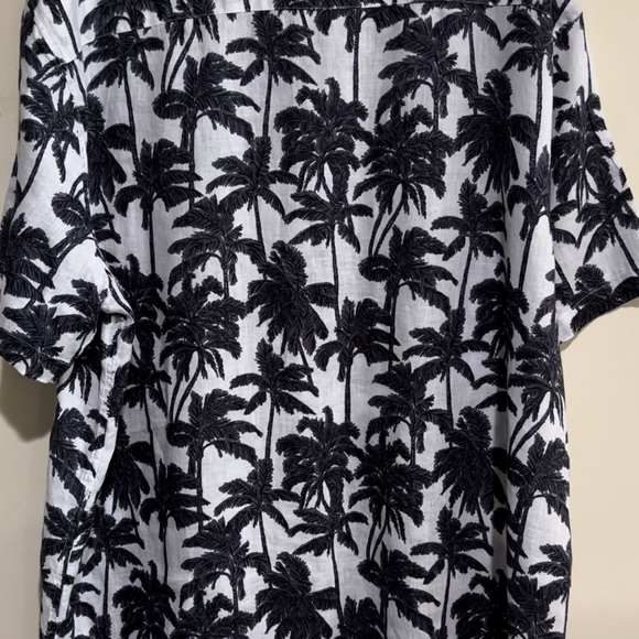 Vineyard Vines Classic Fit Men’s Blue Palm Tree Shirt - Picture 3 of 5